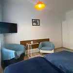 Pod Jelencem I Dom Z Widokiem Na Sniezke Blisko Wang Отель типа 
