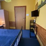 Pod Jelencem I Dom Z Widokiem Na Sniezke Blisko Wang Отель типа 
