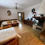 Bed & Breakfast Pod Jelencem I Dom Z Widokiem Na Sniezke Blisko Wang