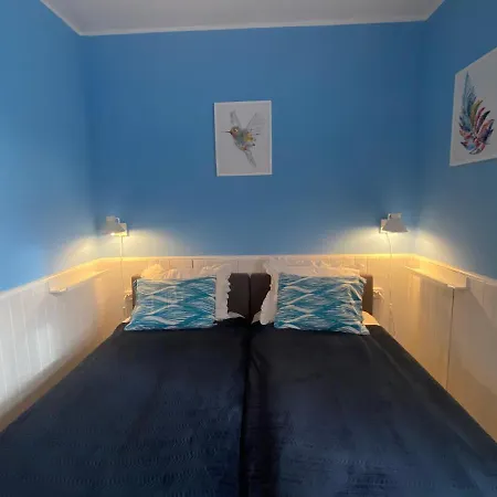 Pod Jelencem I Dom Z Widokiem Na Sniezke Blisko Wang Bed and breakfast Karpacz