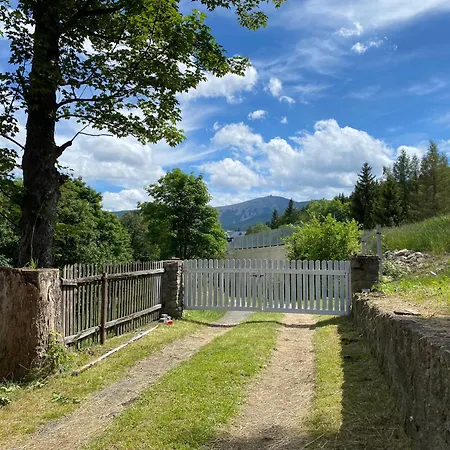 Bed & Breakfast Pod Jelencem I Dom Z Widokiem Na Sniezke Blisko Wang Karpacz