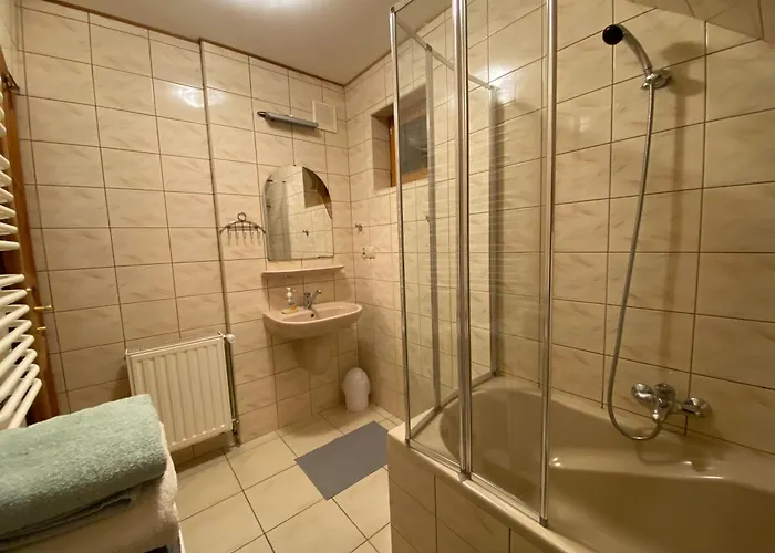 Pod Jelencem I Dom Z Widokiem Na Sniezke Blisko Wang Карпач