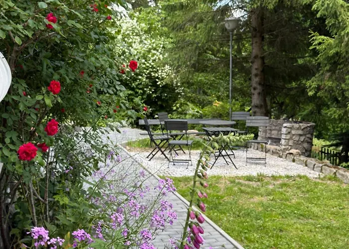 Pod Jelencem I Dom Z Widokiem Na Sniezke Blisko Wang